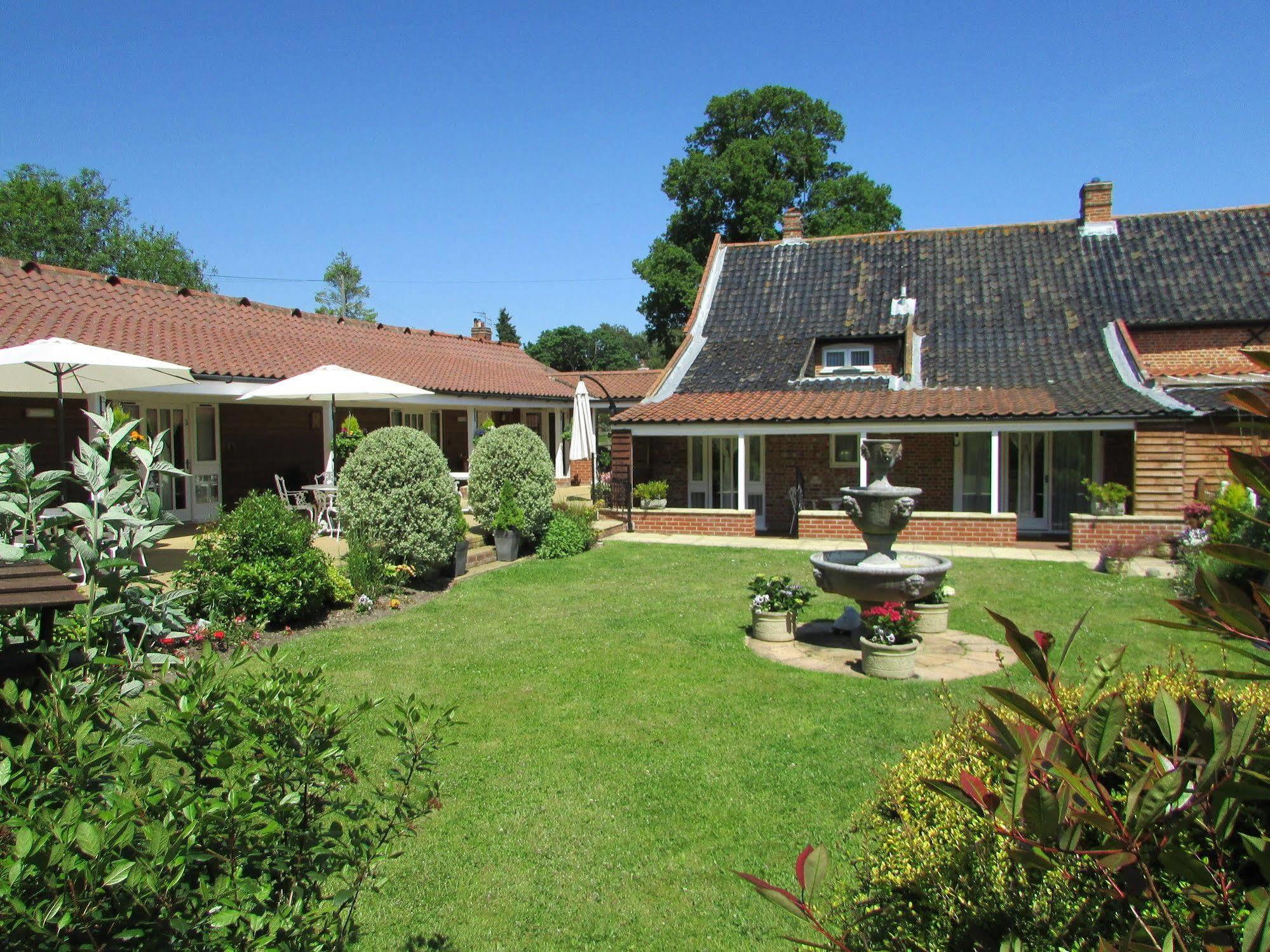 Decoy Barn Fritton Bed & Breakfast Ngoại thất bức ảnh